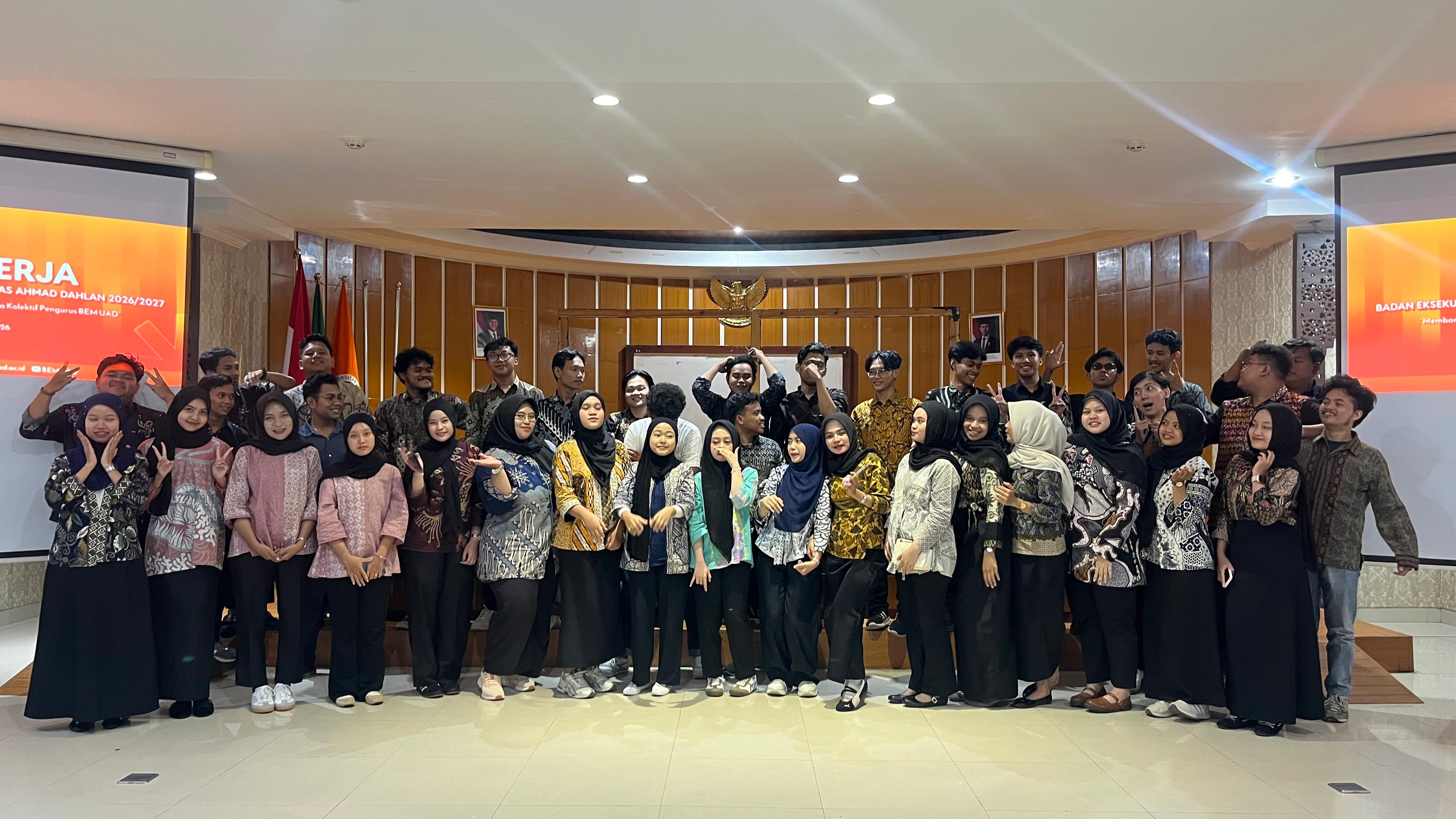Main Event - Kabinet BEM UAD First Meet